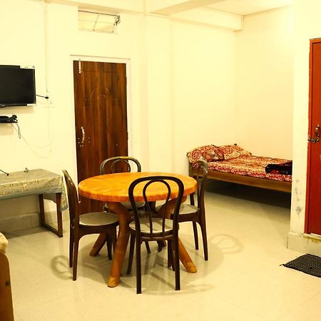 Pine Tree Lodge ชิลลอง ภายนอก รูปภาพ