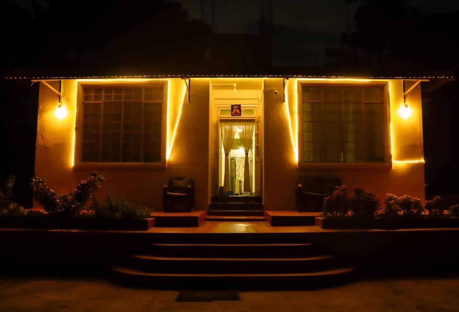 Pine Tree Lodge ชิลลอง ภายนอก รูปภาพ
