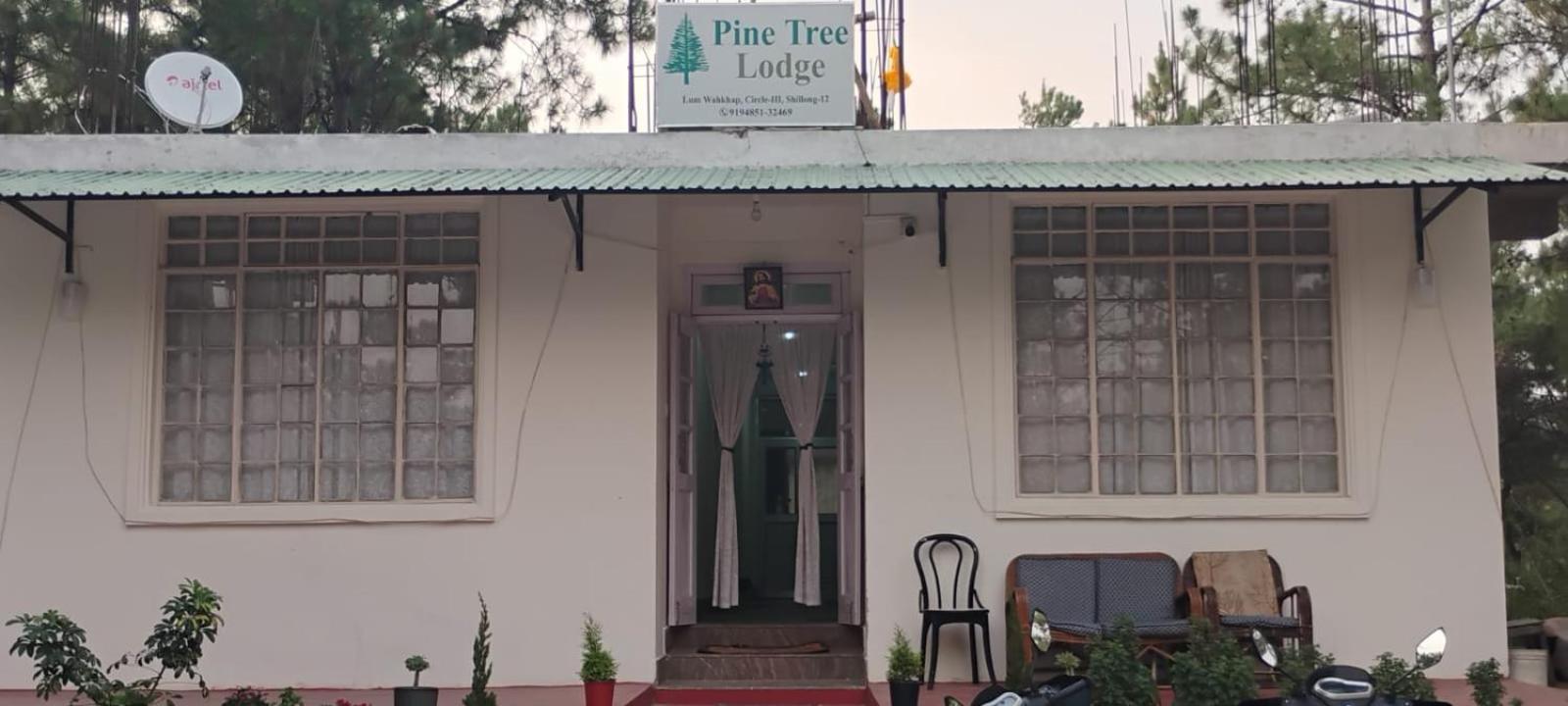 Pine Tree Lodge ชิลลอง ภายนอก รูปภาพ